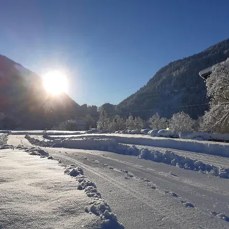 Hof Im Feld شرنز